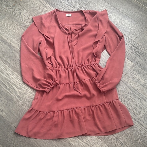 Wilfred Dresses & Skirts - Wilfred | Aritzia Marvelle Ruffled Long Sleeve Dress in Burgundy Size Small